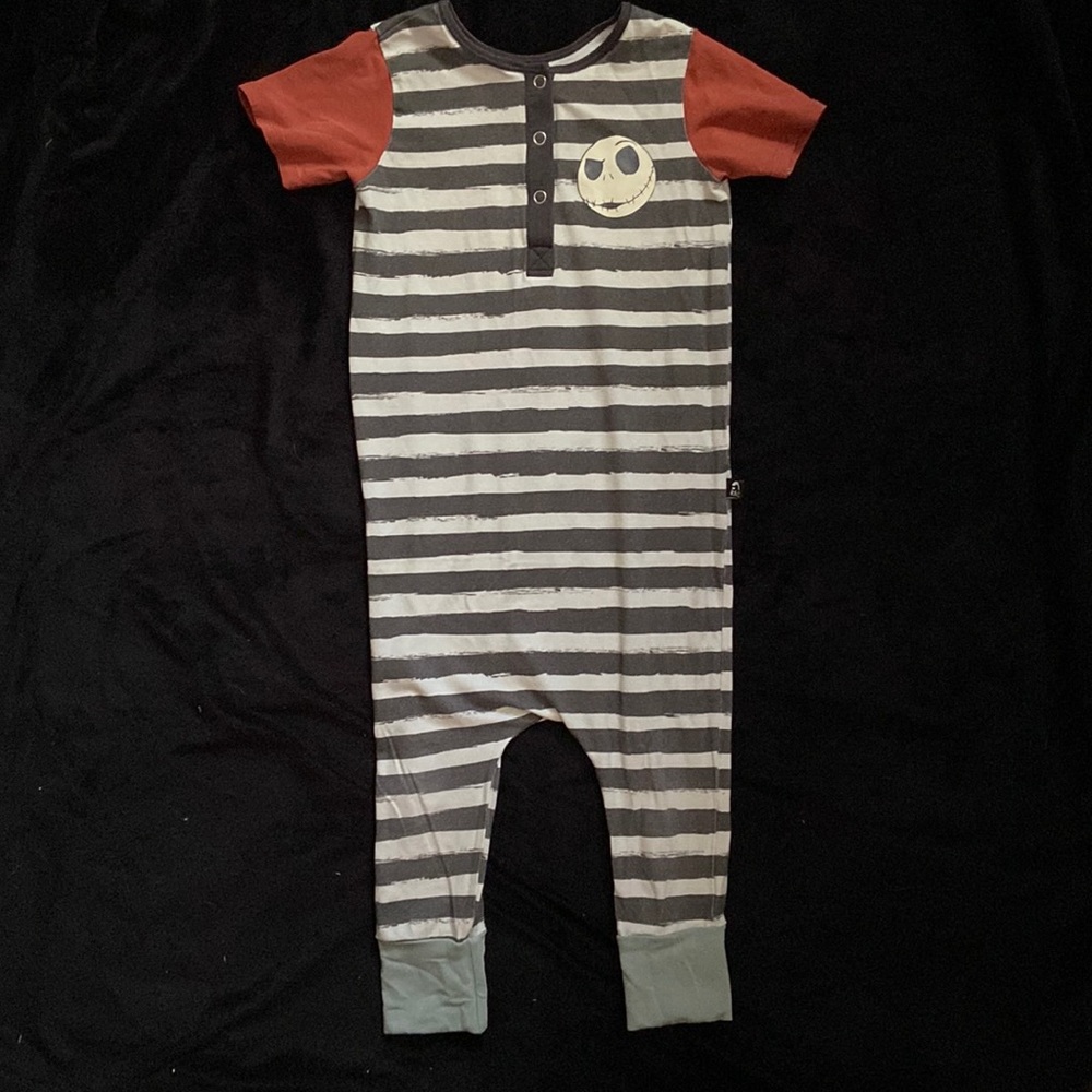 RAGS TO RACHES NIGHTMARE BEFORE CHRISTMAS ROMPER SIZE 3 4